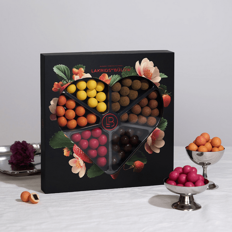 LOVE SELECTION BOX - 435GR