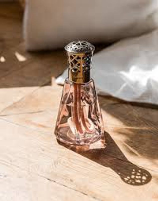 MB Duftflaske Pyramide Rose Antique