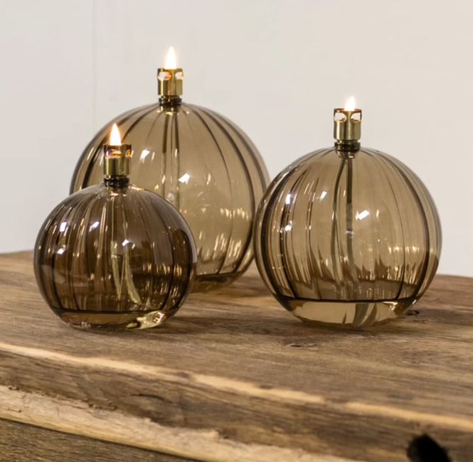 Hovedbilde Peri Oljelampe Rund Elegant Champagne Medium