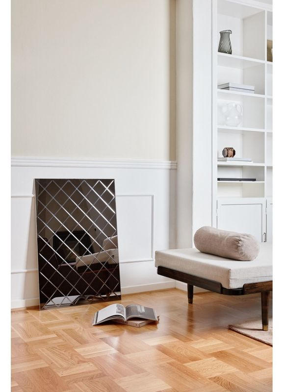 Harlequin Speil Grey